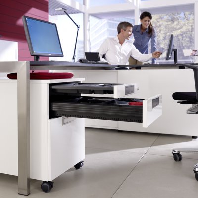 Kontenery biurowe z programu Systema Top 2000 wyposażone w Silent System