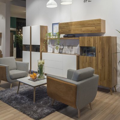 Zestaw mebli salonowych wraz z fotelami