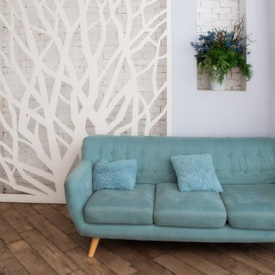 Sofa w miętowym kolorze